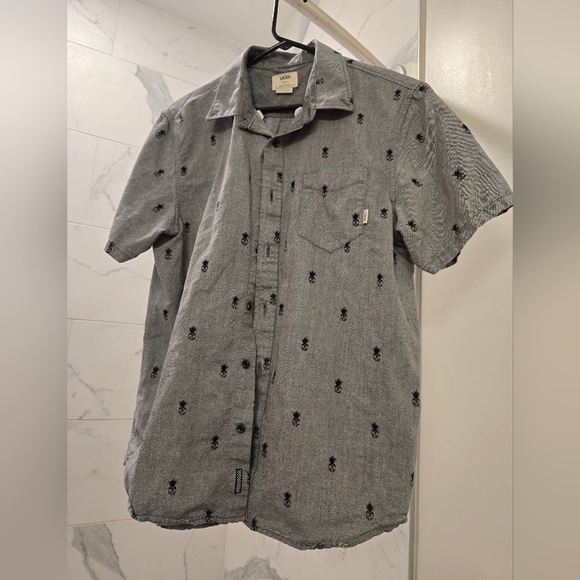 Vans Gray Casual Skull Pineapple Print  Shirt - Picture 1 of 4